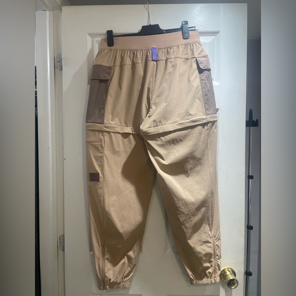 Lululemon Convertible High-Rise Hiking Jogger size 10 - Picture 2 of 6